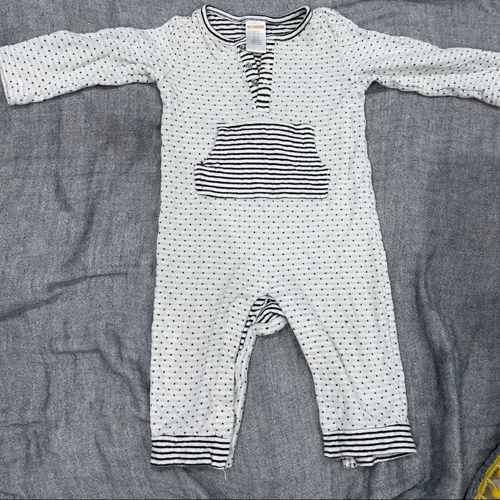 Gymboree sweater onesie jumpsuit dots soft 12 mo